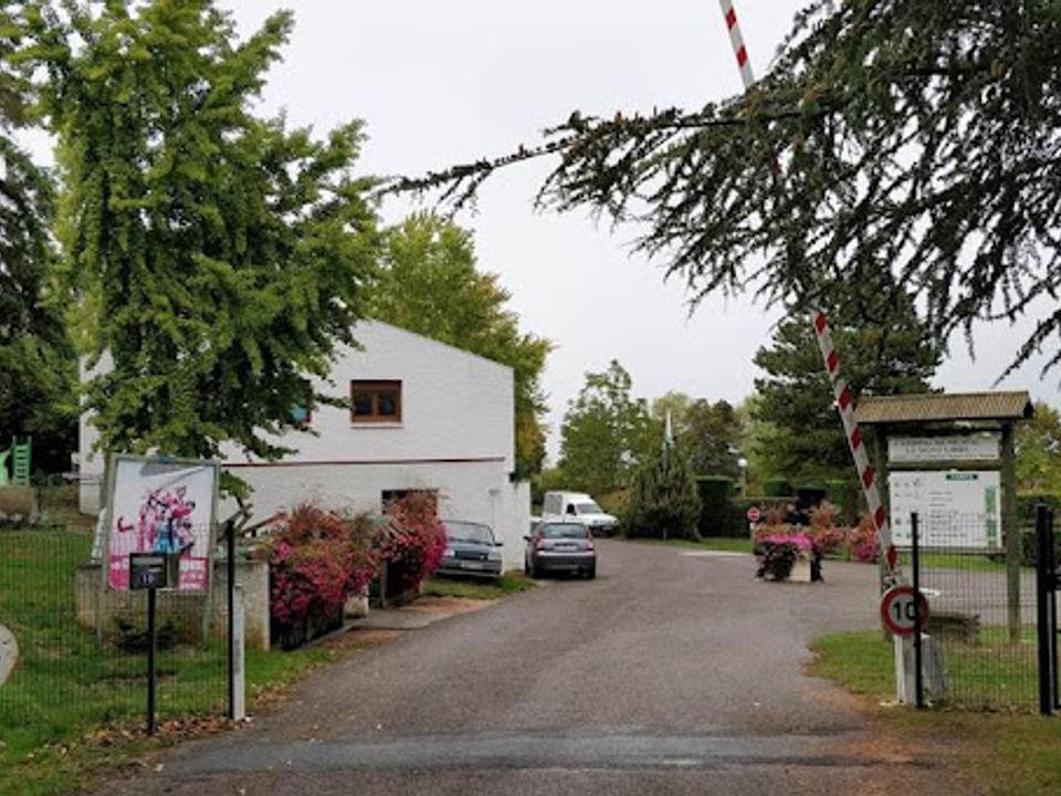 Camping municipal Le Mont Libre Auvergne - Gannat visuel 6/29 Camping municipal Le Mont Libre Auvergne - Gannat visuel 6/29