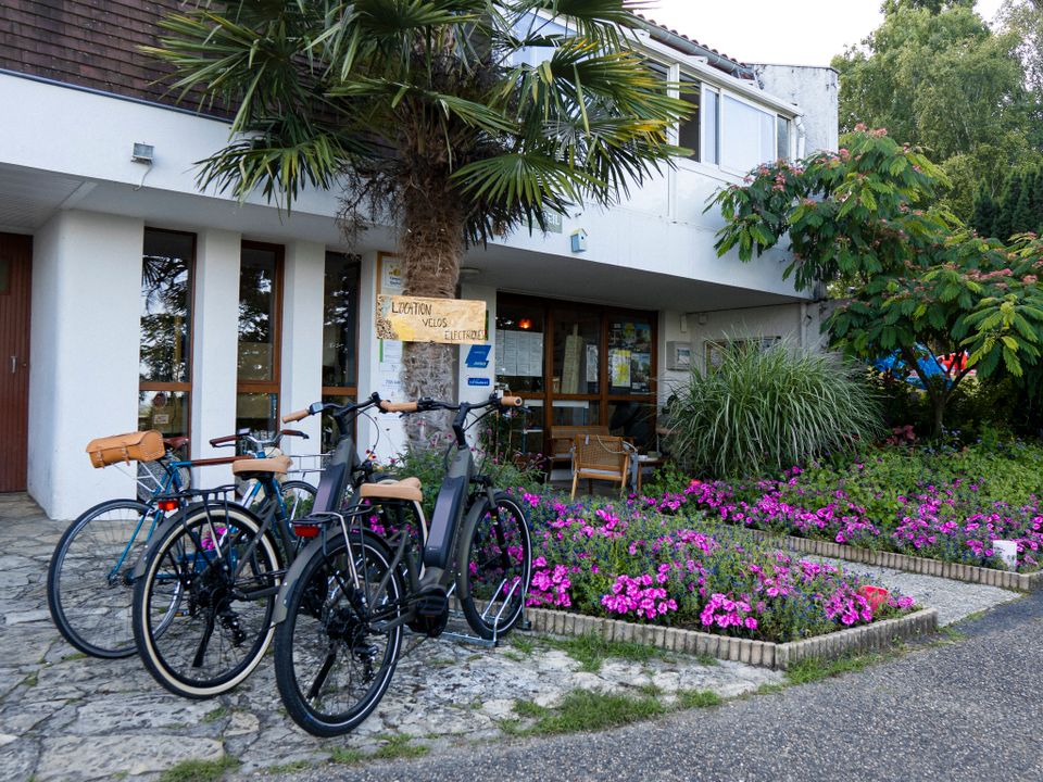 Camping municipal Le Mont Libre Auvergne - Gannat visuel 16/29 Camping municipal Le Mont Libre Auvergne - Gannat visuel 16/29