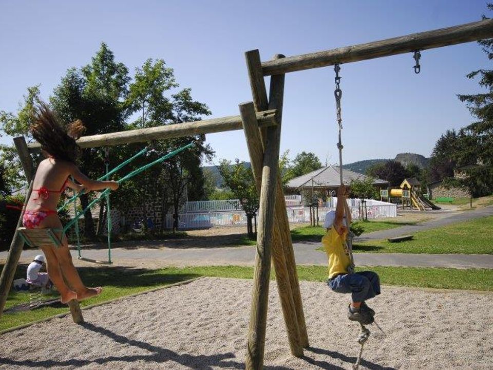 Camping - Saint-Julien-Chapteuil - Auvergne - VVF Villages Saint Julien Chapteuil - Image #3