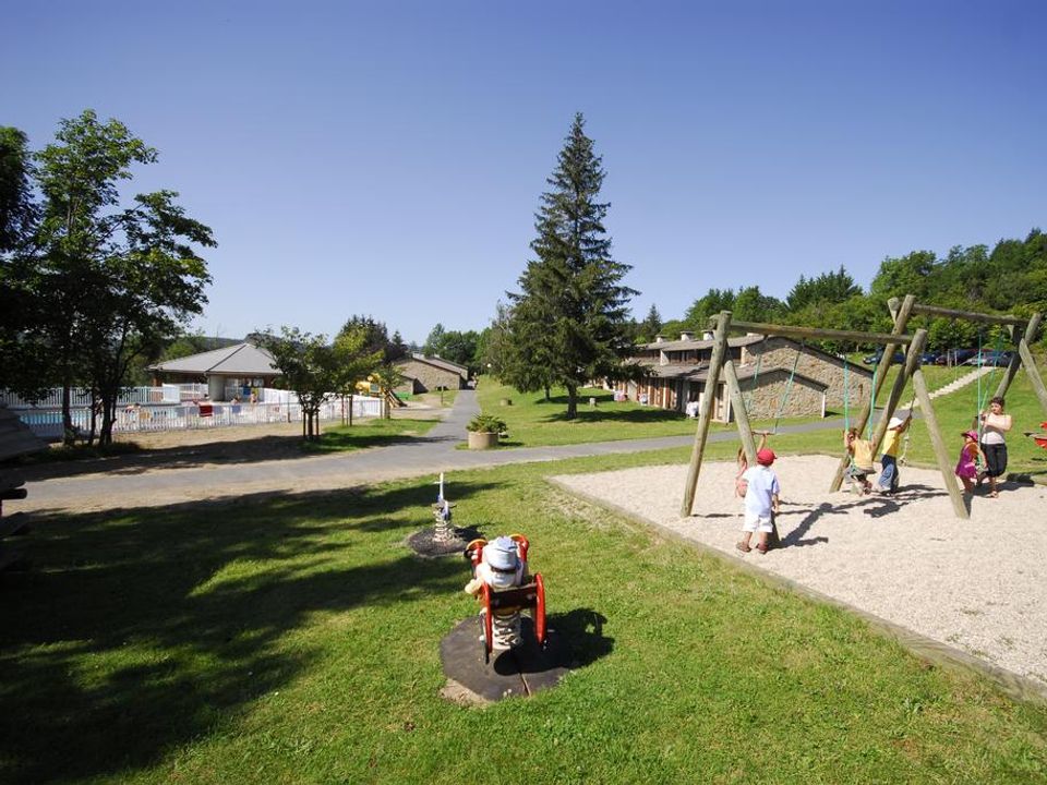 Camping - Saint-Julien-Chapteuil - Auvergne - VVF Villages Saint Julien Chapteuil - Image #4