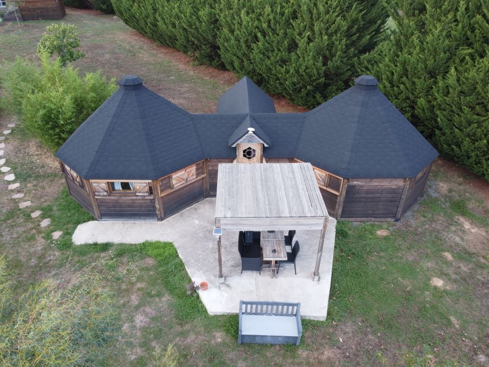 Les Chalets d'Auvergne (GITES EN CHALET) Auvergne - Chazemais visuel 26/42 Les Chalets d'Auvergne (GITES EN CHALET) Auvergne - Chazemais visuel 26/42